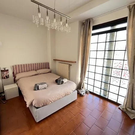 Luminoso In Pieno Centro Citta Nuovo! Apartment