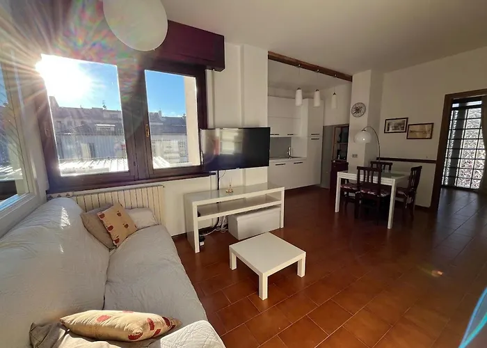 Luminoso In Pieno Centro Citta Nuovo! Apartment Belluno